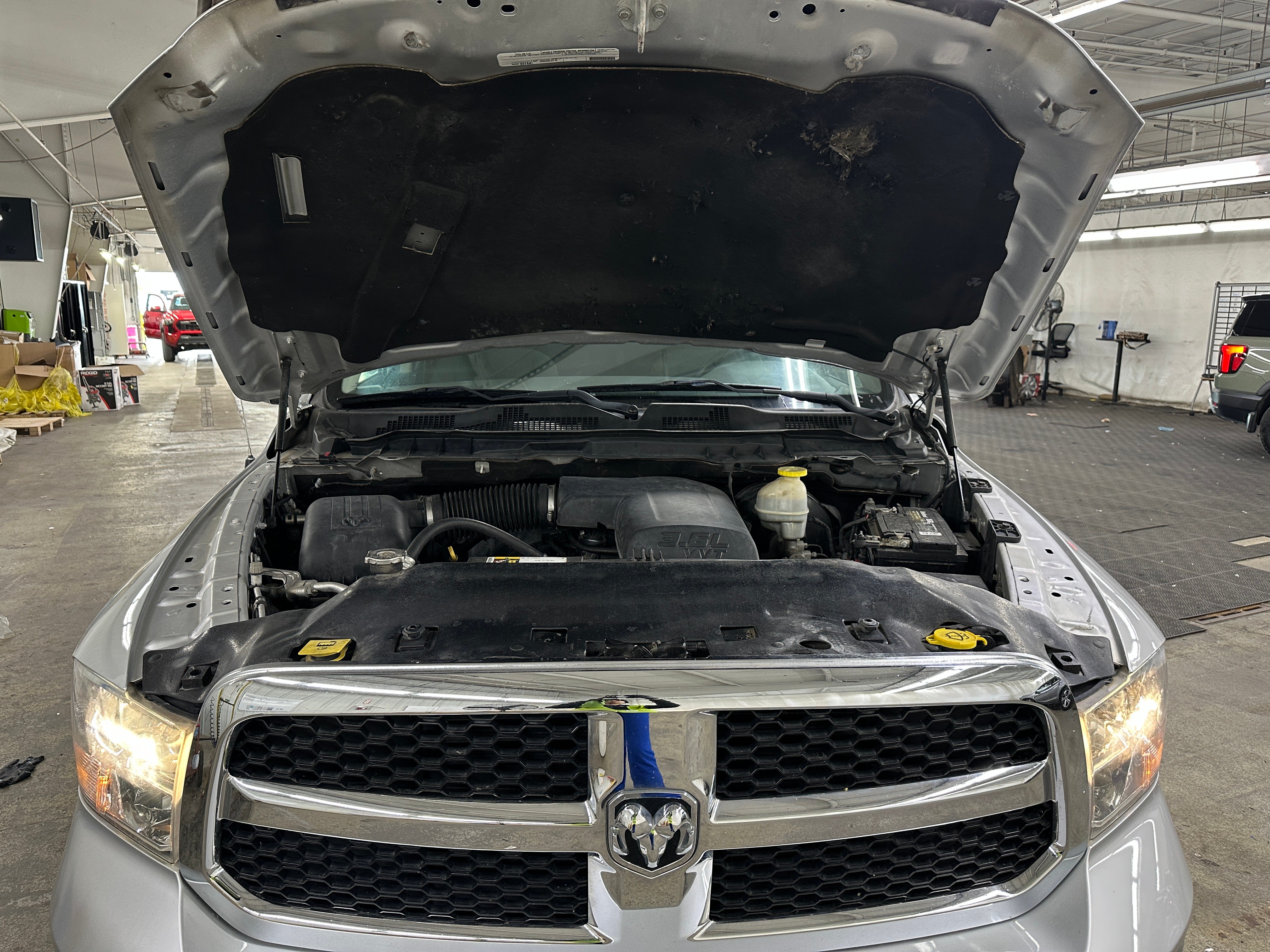 ram ram 1500 pickup 2018 1C6RR7GG4JS115626 image ram ram 1500 pickup 2018 1C6RR7GG4JS115626 image